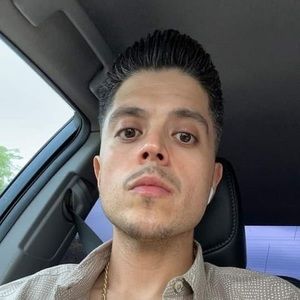 Meet your Posher, Ampelio